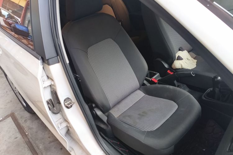 Volkswagen Santana 2019 #24 Volkswagen Santana 2019 car image #24