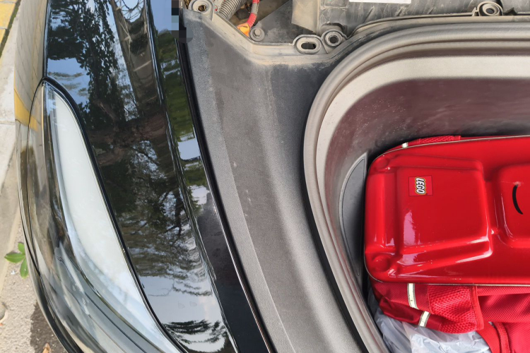 Tesla Model Y 2023 car image #26