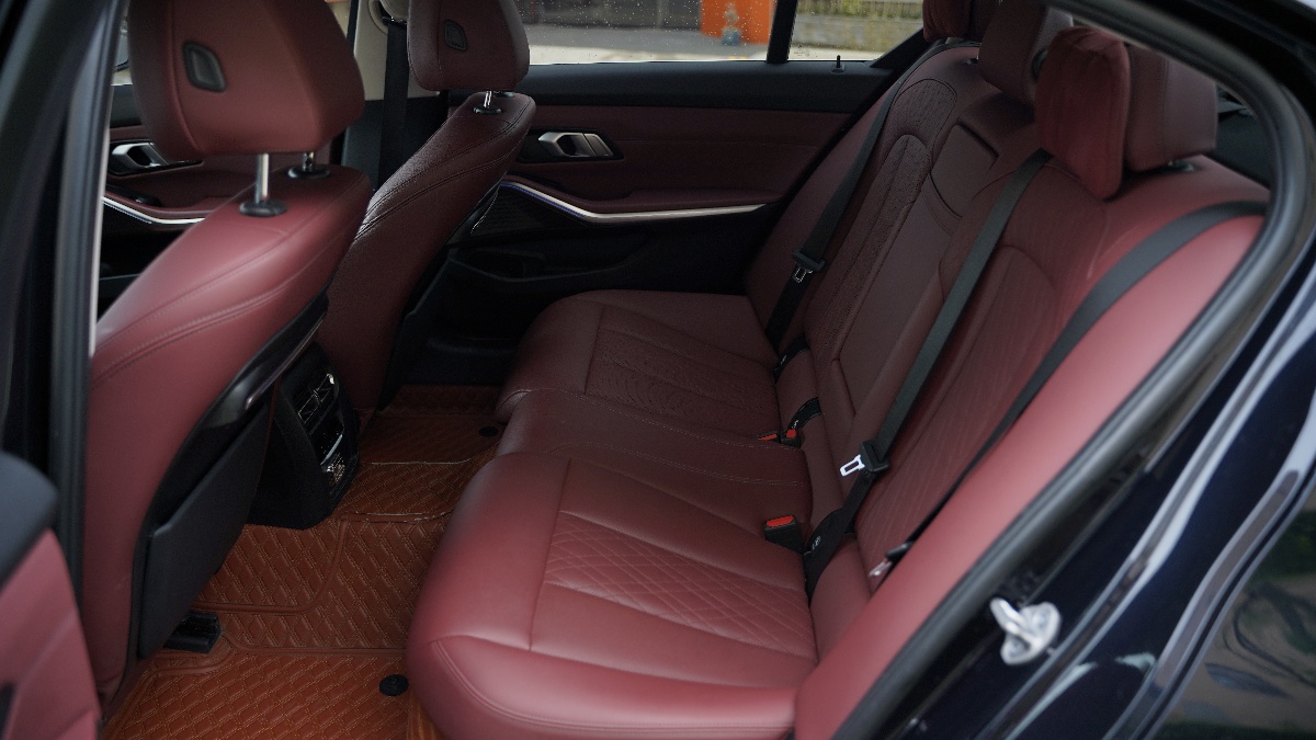 BMW 3 Series 2020 car image #7