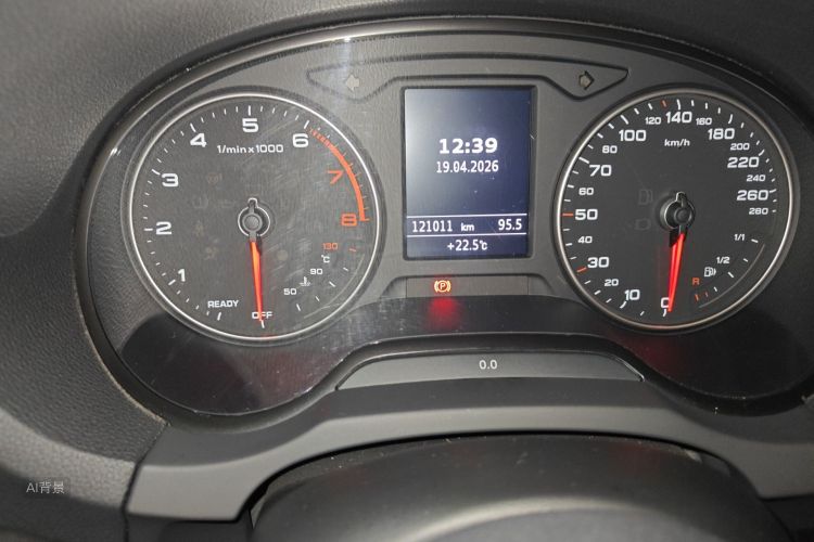 Audi A3 2019 car image #14