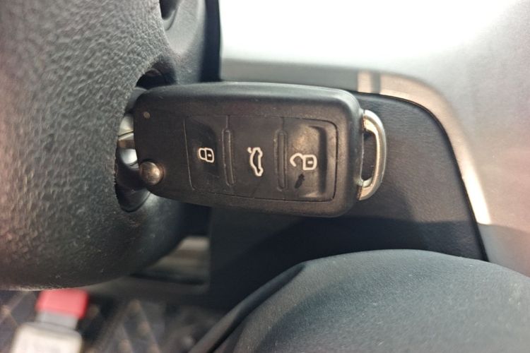 Volkswagen Lavida 2019 #9 Volkswagen Lavida 2019 car image #9