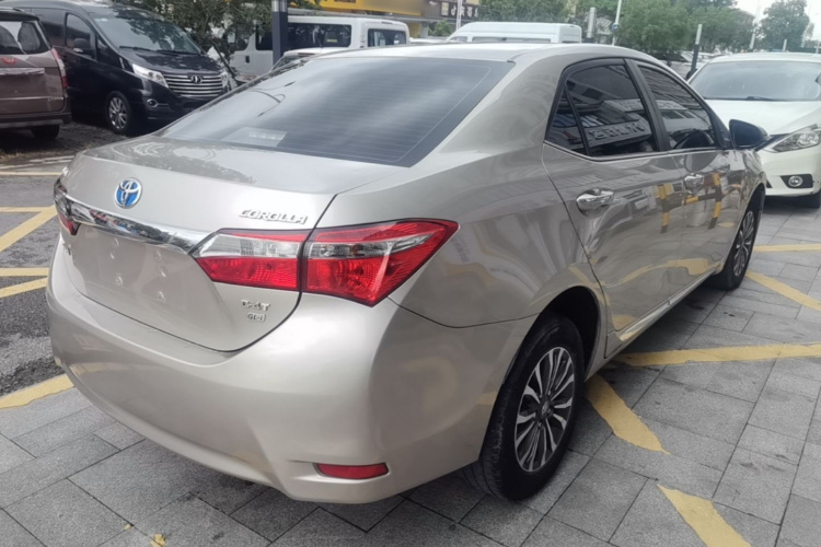 Toyota Corolla 2018 immagine di auto #7