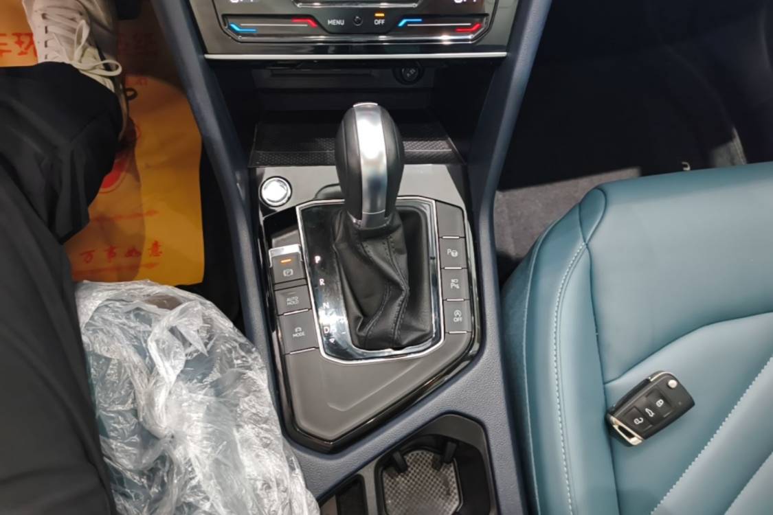 Volkswagen Tharu 2024 imagem de carro #20