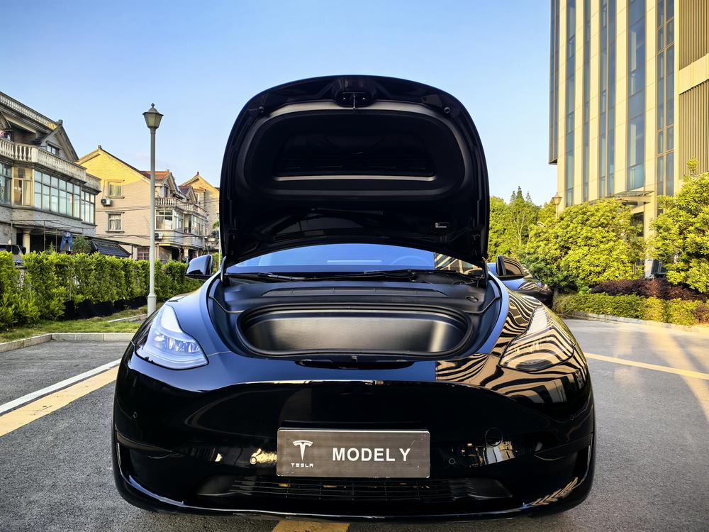 Tesla Model Y 2022 #9 Tesla Model Y 2022 car image #9
