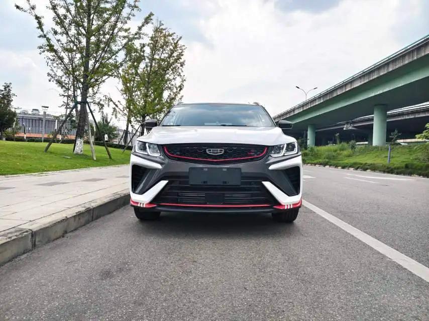 2022 immagine di auto #2