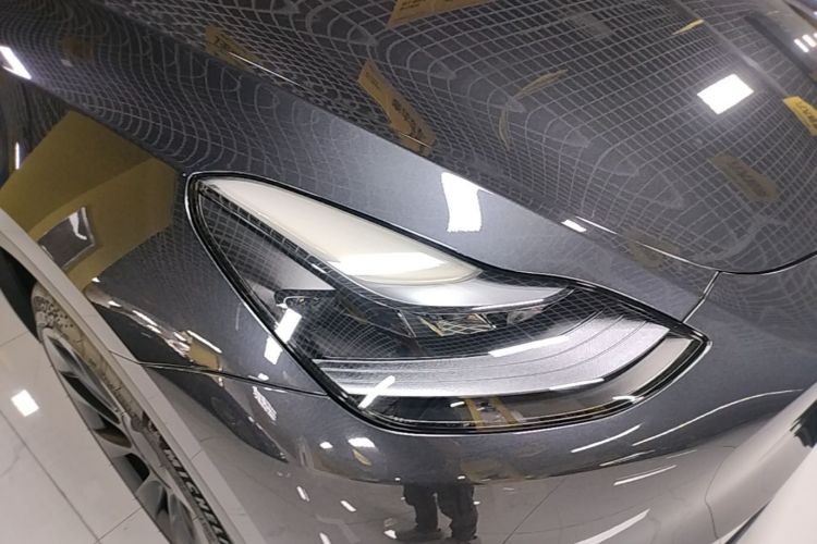 Tesla Model Y 2024 #8 Tesla Model Y 2024 car image #8