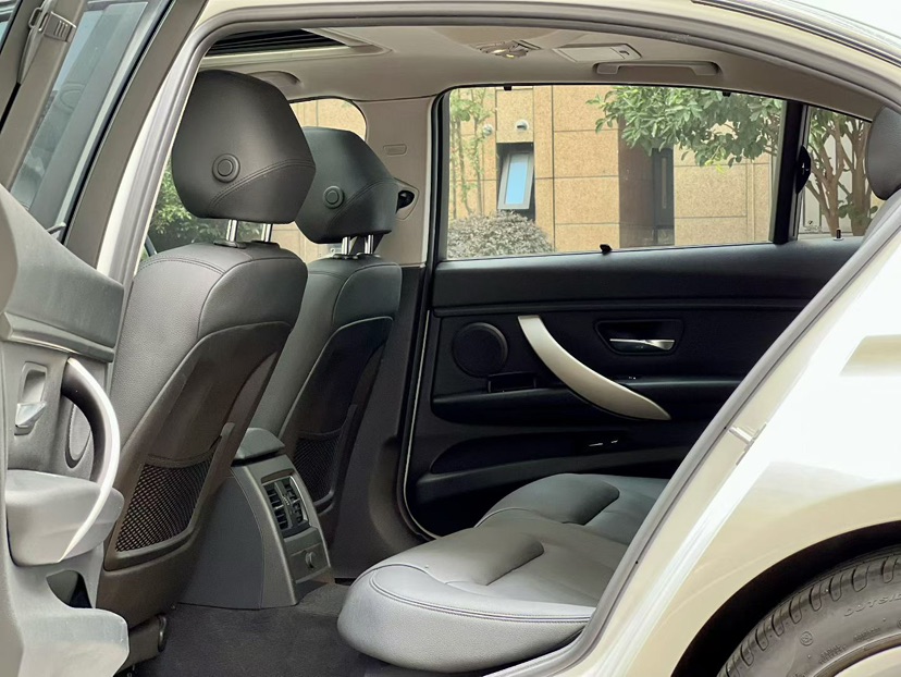 BMW 3 Series 2016 #6 BMW 3 Series 2016 car image #6