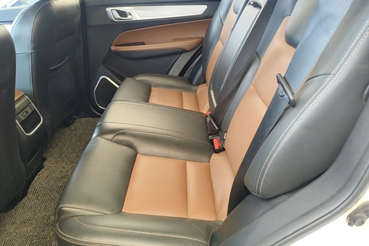 GEELY Vision X6 2019 car image #17