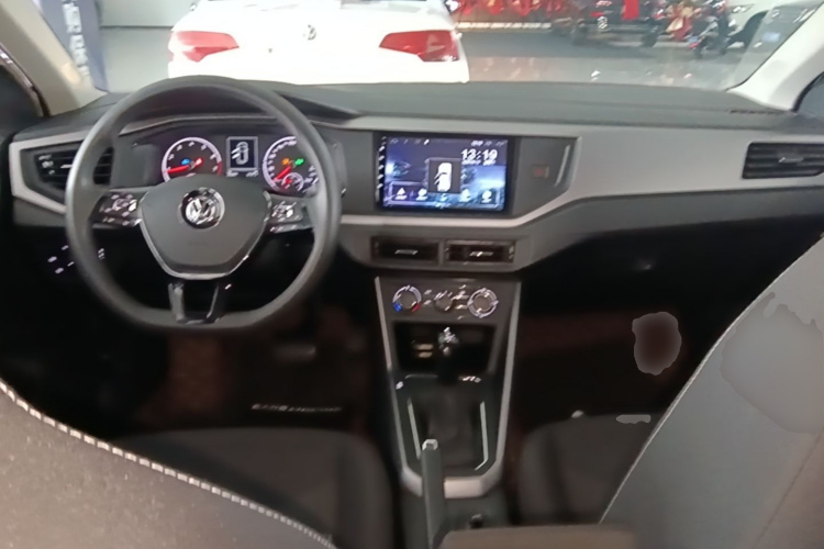 Volkswagen Polo 2019 #10 Volkswagen Polo 2019 car image #10