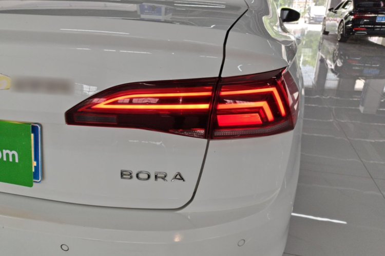 Volkswagen Bora 2022 car image #8