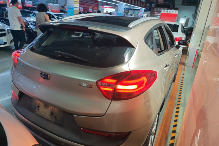 GEELY Emgrand GS 2018 #7 GEELY Emgrand GS 2018 car image #7