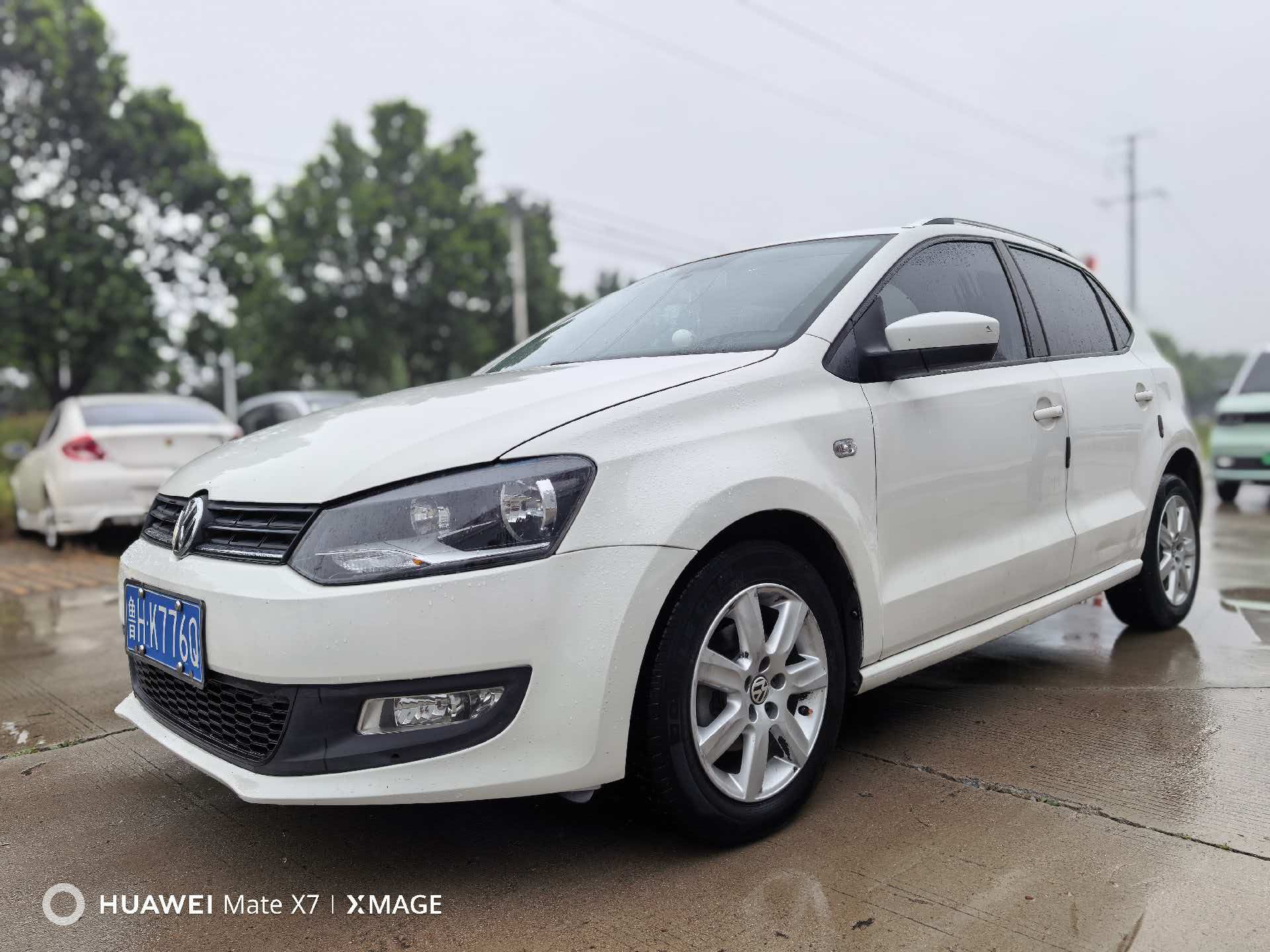 Volkswagen Polo 2013 car image 