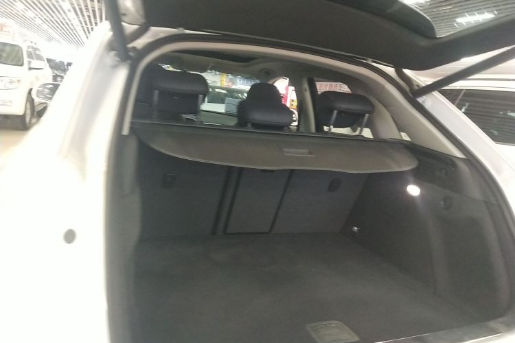 Audi Q3 2018 image de voiture #19