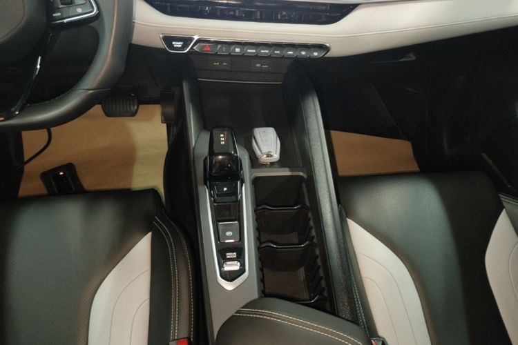 GEELY Binray 2023 #14 GEELY Binray 2023 car image #14