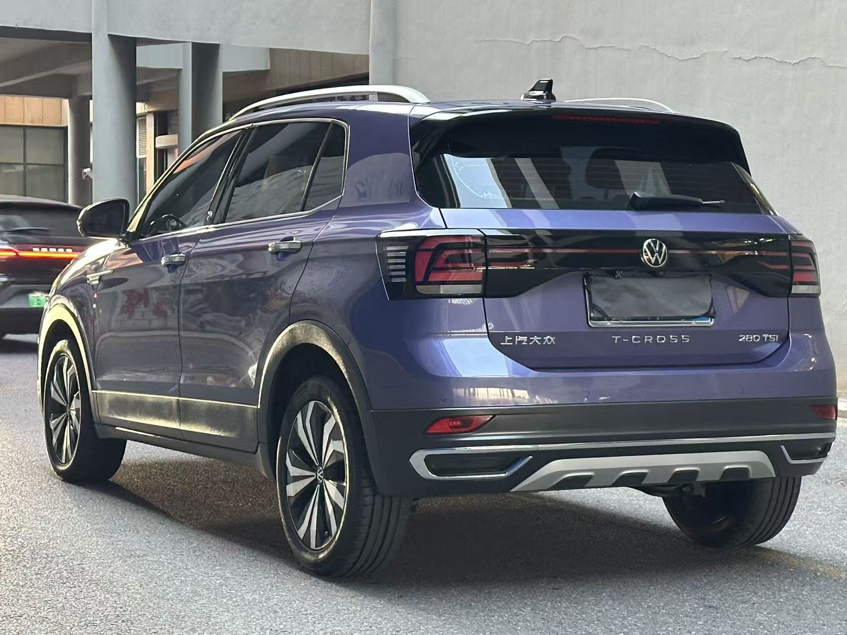 Volkswagen T-Cross 2021 immagine di auto #5
