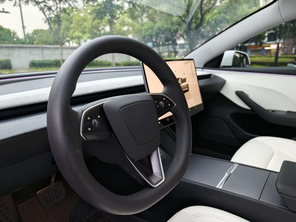 Tesla Model 3 2023 #13 Tesla Model 3 2023 car image #13