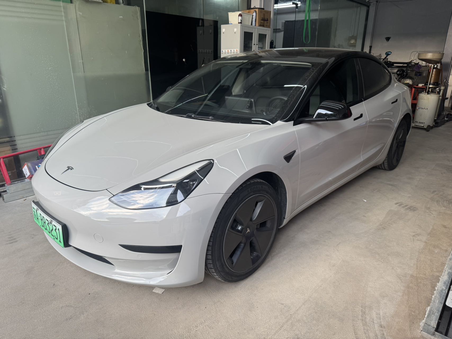 Tesla Model 3 2022 Tesla Model 3 2022 car image