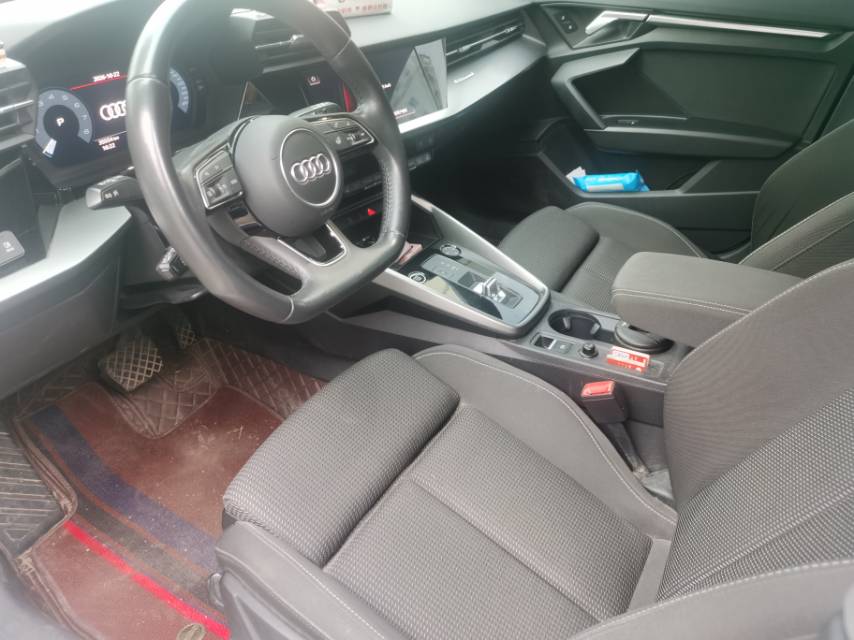 2022 immagine di auto #4