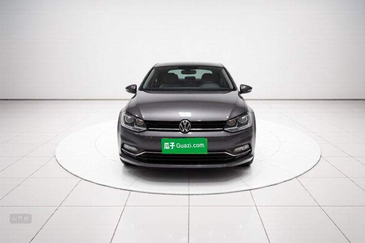 Volkswagen Polo 2015 car image #3