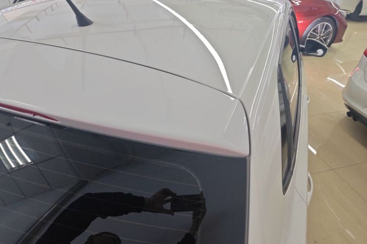 Volkswagen Polo 2018 car image #7