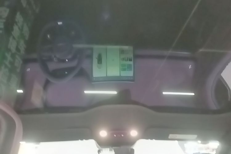 MI SU7 2025 car image #28