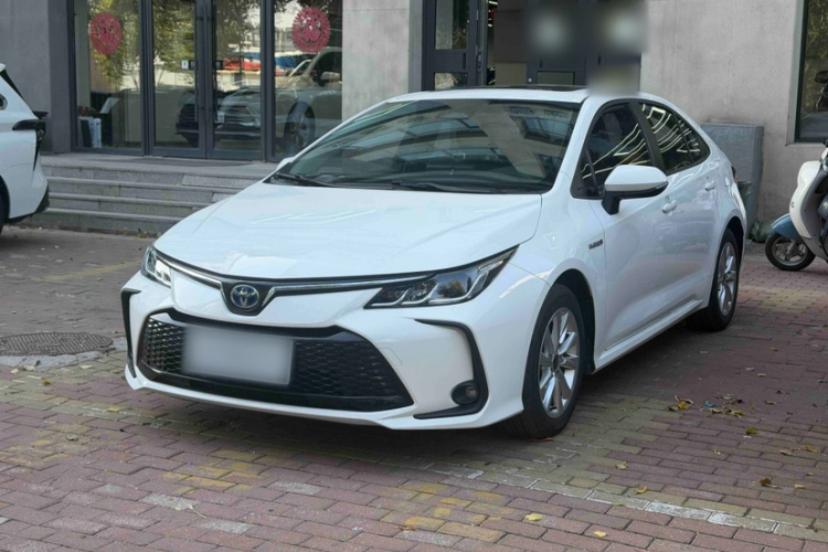 Toyota Corolla 2024 #2 Toyota Corolla 2024 immagine di auto #2