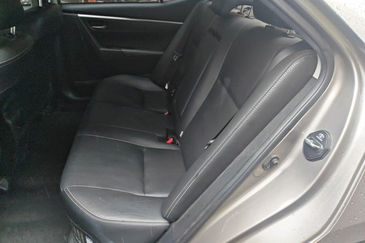 Toyota Corolla 2019 #10 Toyota Corolla 2019 car image #10