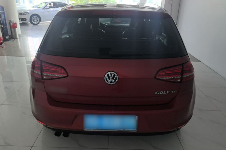 Volkswagen Golf 2015 car image #6
