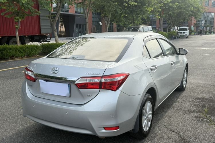 Toyota Corolla 2017 #5 Toyota Corolla 2017 car image #5