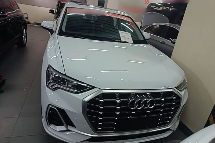 Audi Q3 2020 #3 Audi Q3 2020 صورة سيارة #3