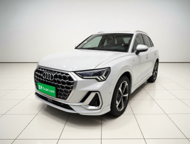 Audi Q3 2025 Audi Q3 2025 immagine di auto