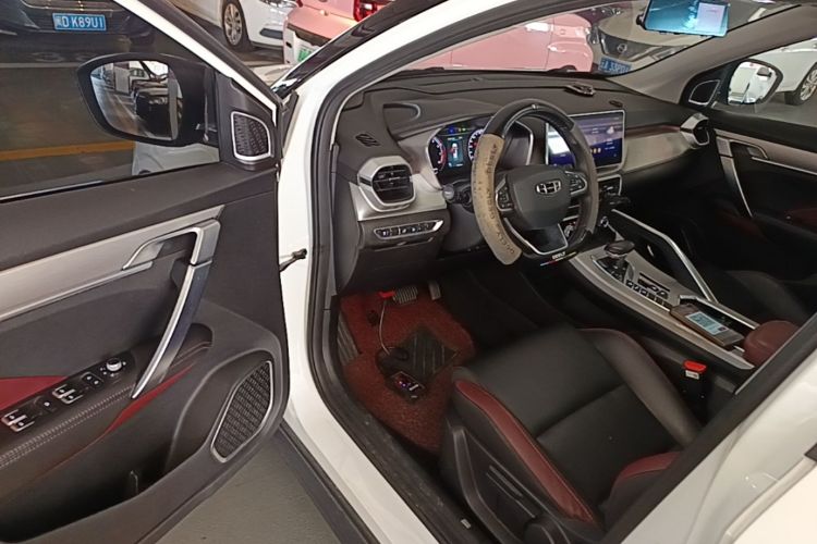 GEELY Coolray 2023 изображение автомобиля #16