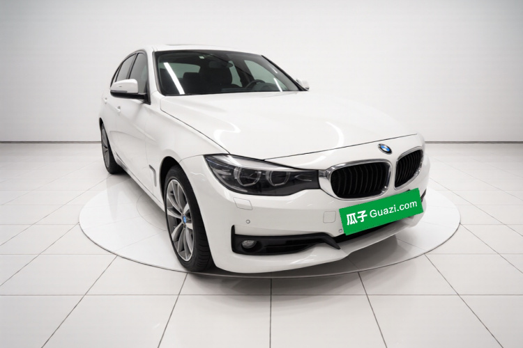 BMW 3 Series GT 2017 #4 BMW 3 Series GT 2017 car image #4