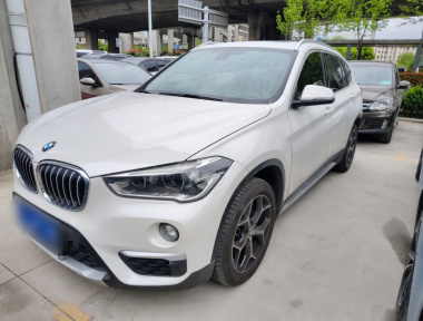 BMW X1 2019 BMW X1 2019 car image