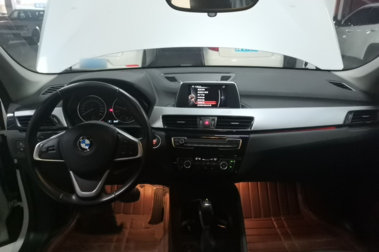 BMW X1 2017 car image #10