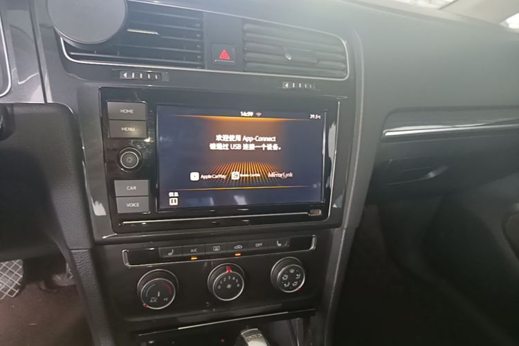 Volkswagen Golf 2019 #17 Volkswagen Golf 2019 car image #17
