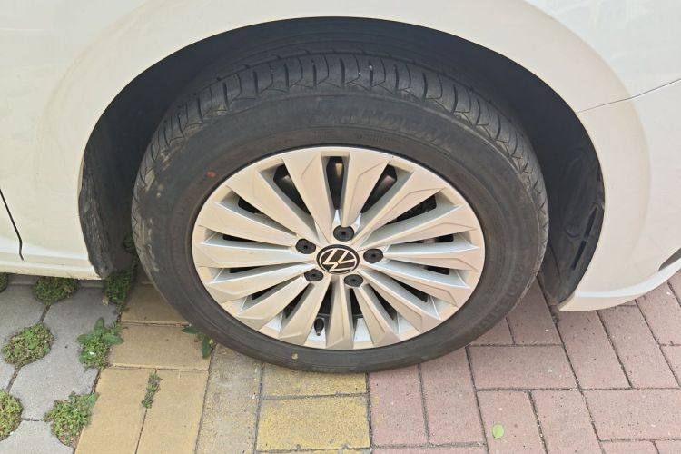Volkswagen Lavida 2021 car image #9