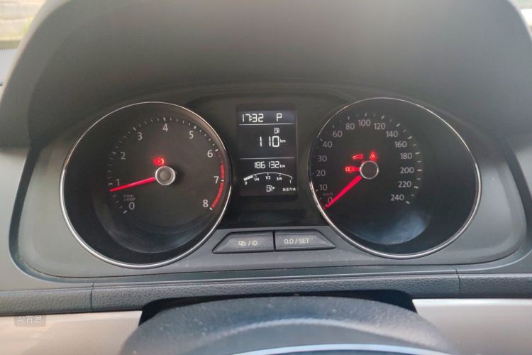 Volkswagen Lavida 2016 car image #13