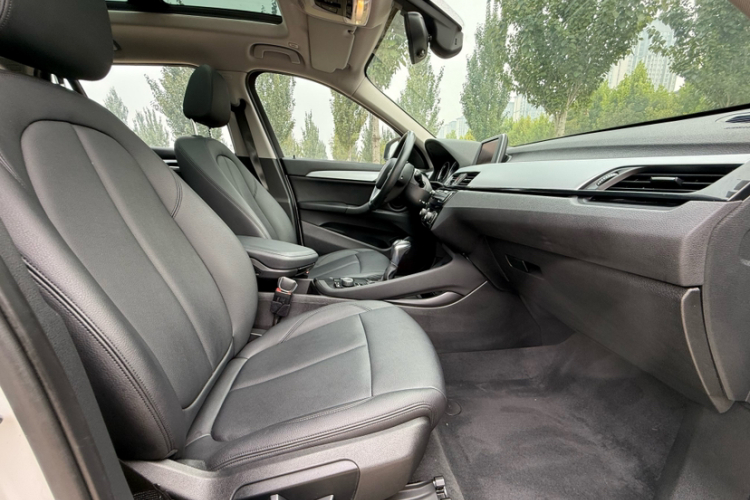 BMW X1 2018 car image #15