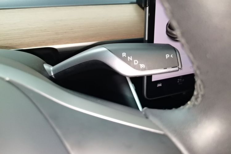 Tesla Model 3 2020 #14 Tesla Model 3 2020 car image #14