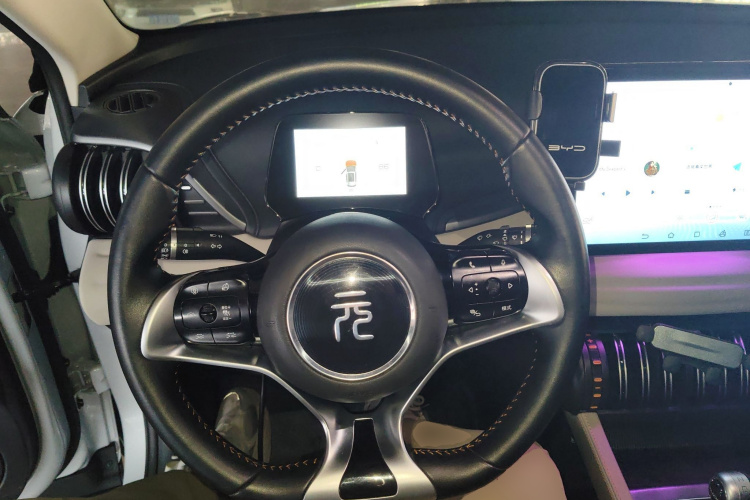 BYD Yuan Plus 2024 صورة سيارة #11