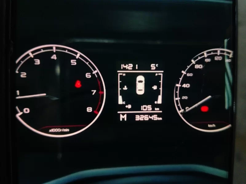 GEELY Emgrand 2024 car image #17