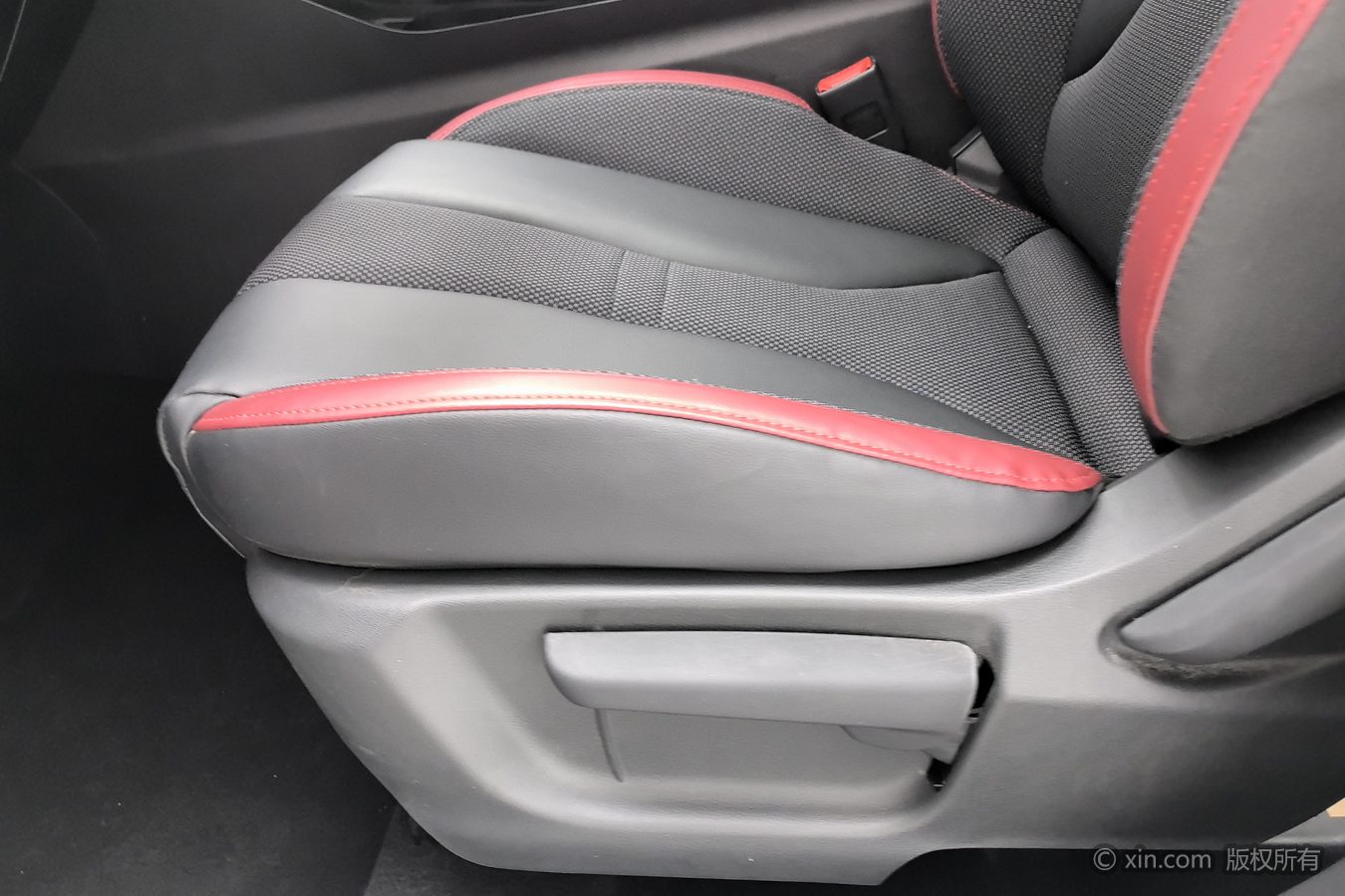 2024 car image #21