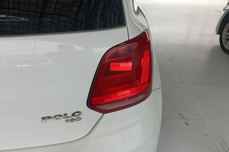Volkswagen Polo 2018 immagine di auto #8