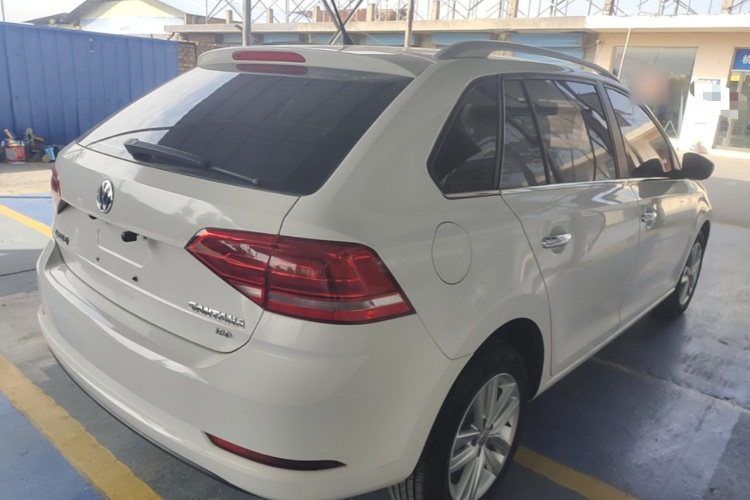 Volkswagen Santana 2017 صورة سيارة #7