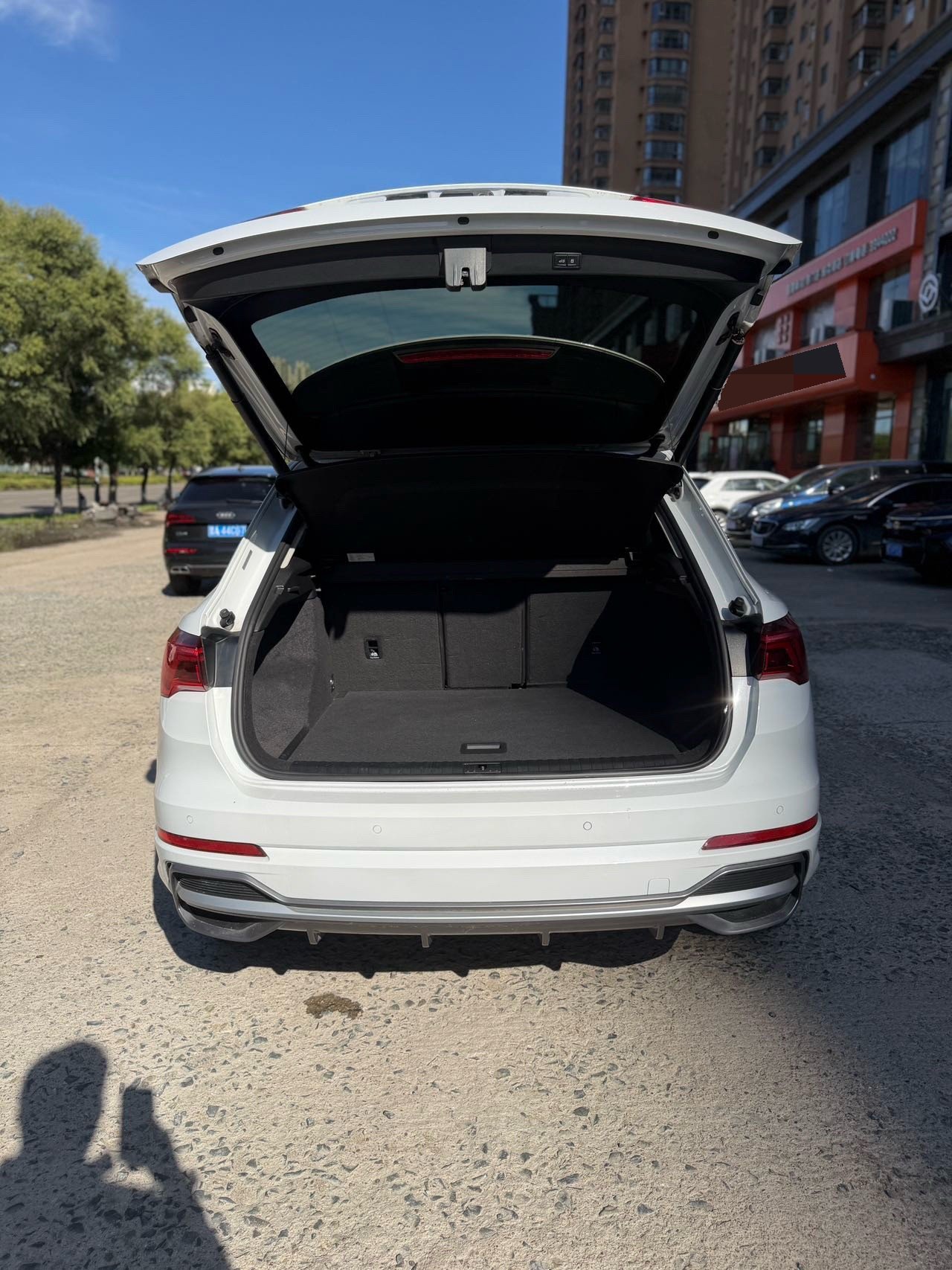 2022 car image #14