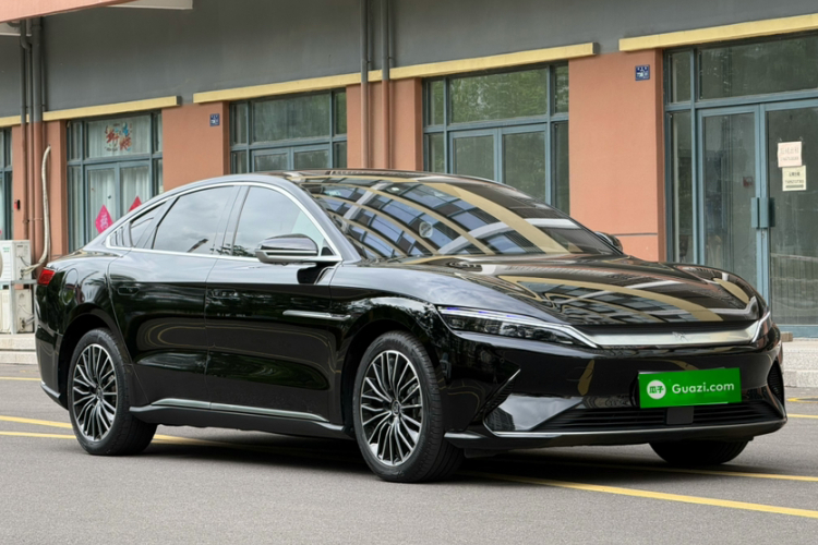 BYD Han 2022 car image #9