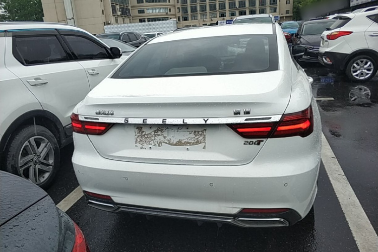 GEELY Binray 2019 car image #4