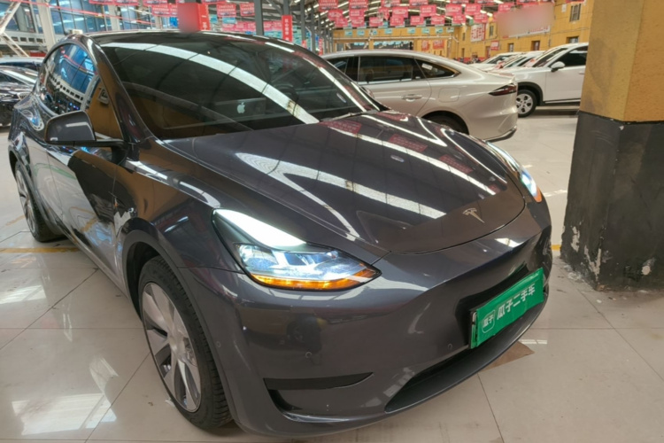 Tesla Model Y 2022 #4 Tesla Model Y 2022 car image #4