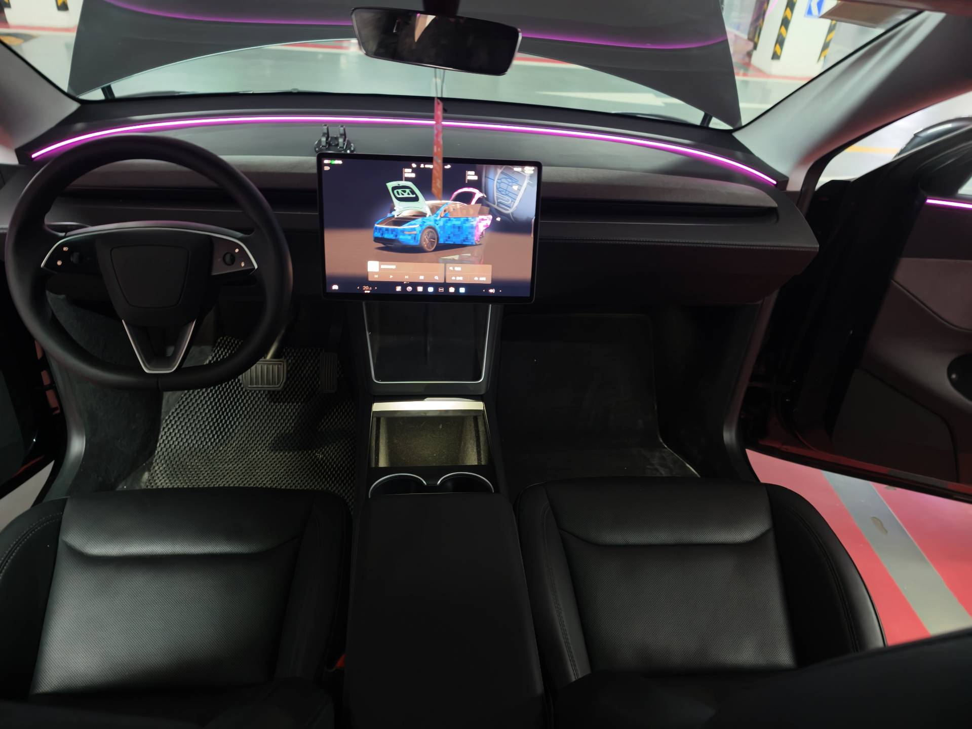 Tesla Model Y 2025 car image #5